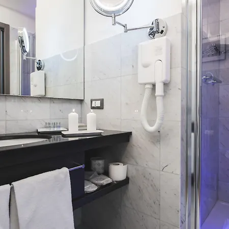 Mascherino 4* Rome